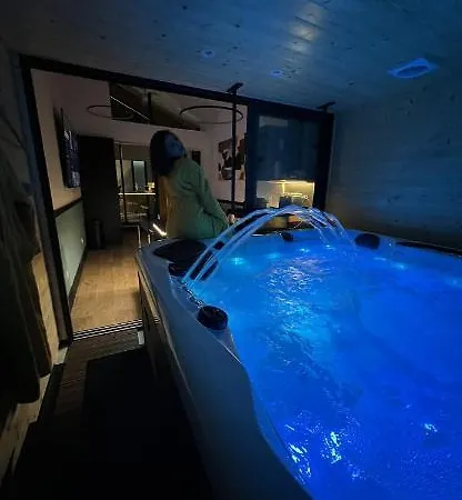 Les Suites De Stanislas Jacuzzi & Spa Nancy Exterior photo