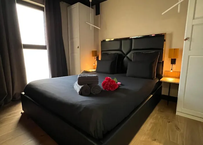 Les Suites De Stanislas Jacuzzi & Spa